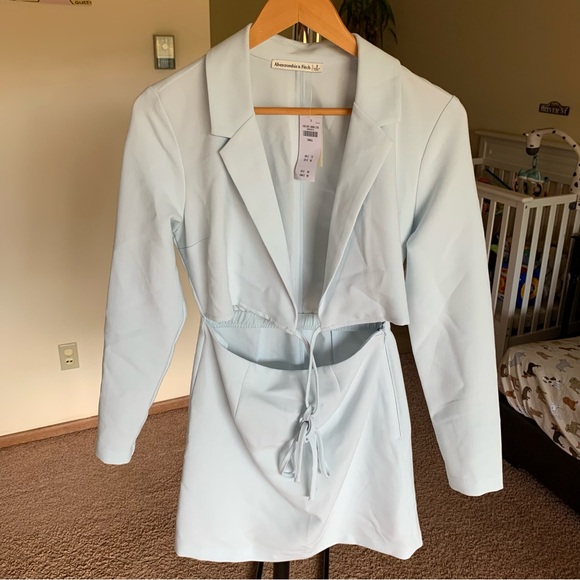 Abercrombie & Fitch Wrap Front Cut Out Blazer Dress NWT - Picture 2 of 7